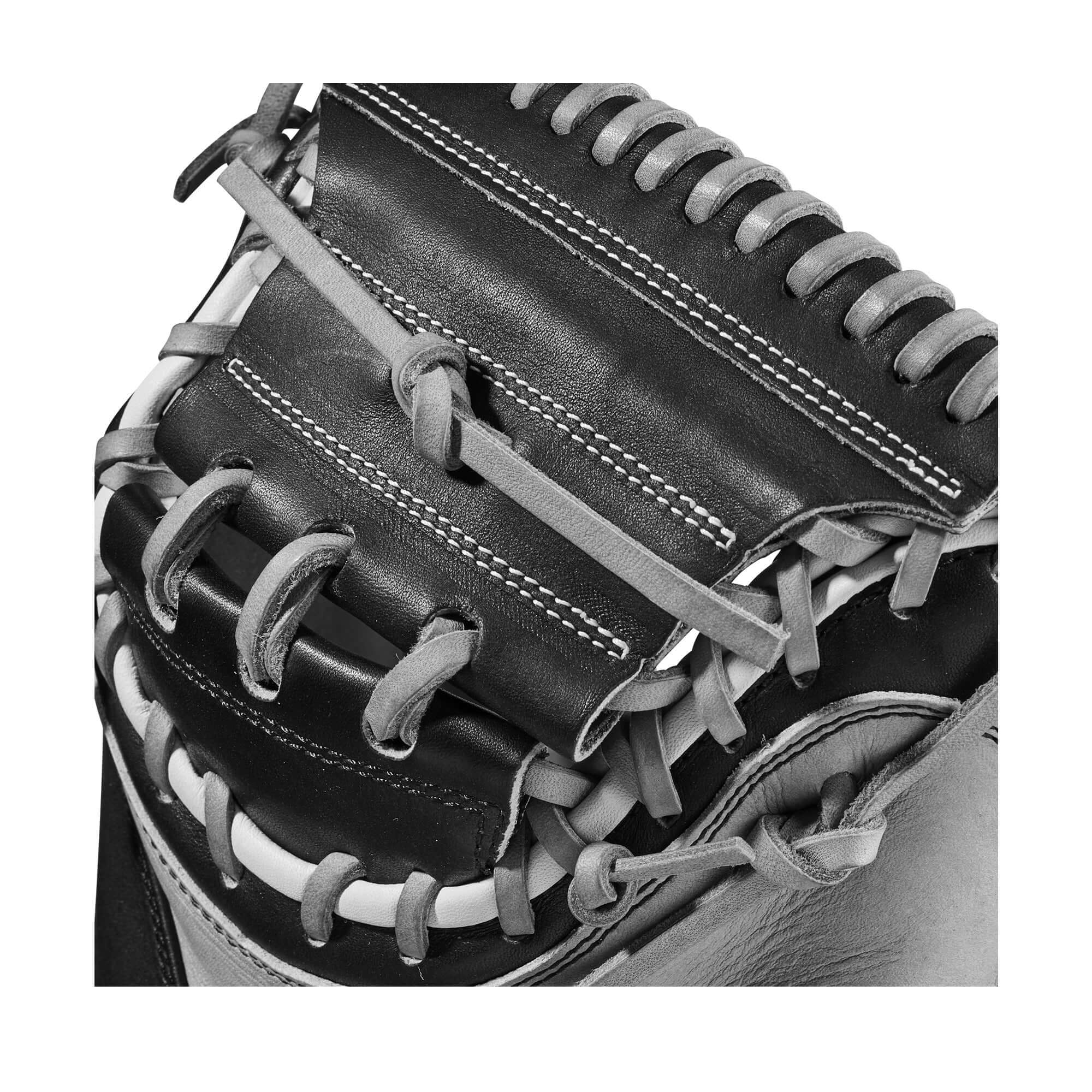 Wilson a2000 m2 catchers hot sale mitt