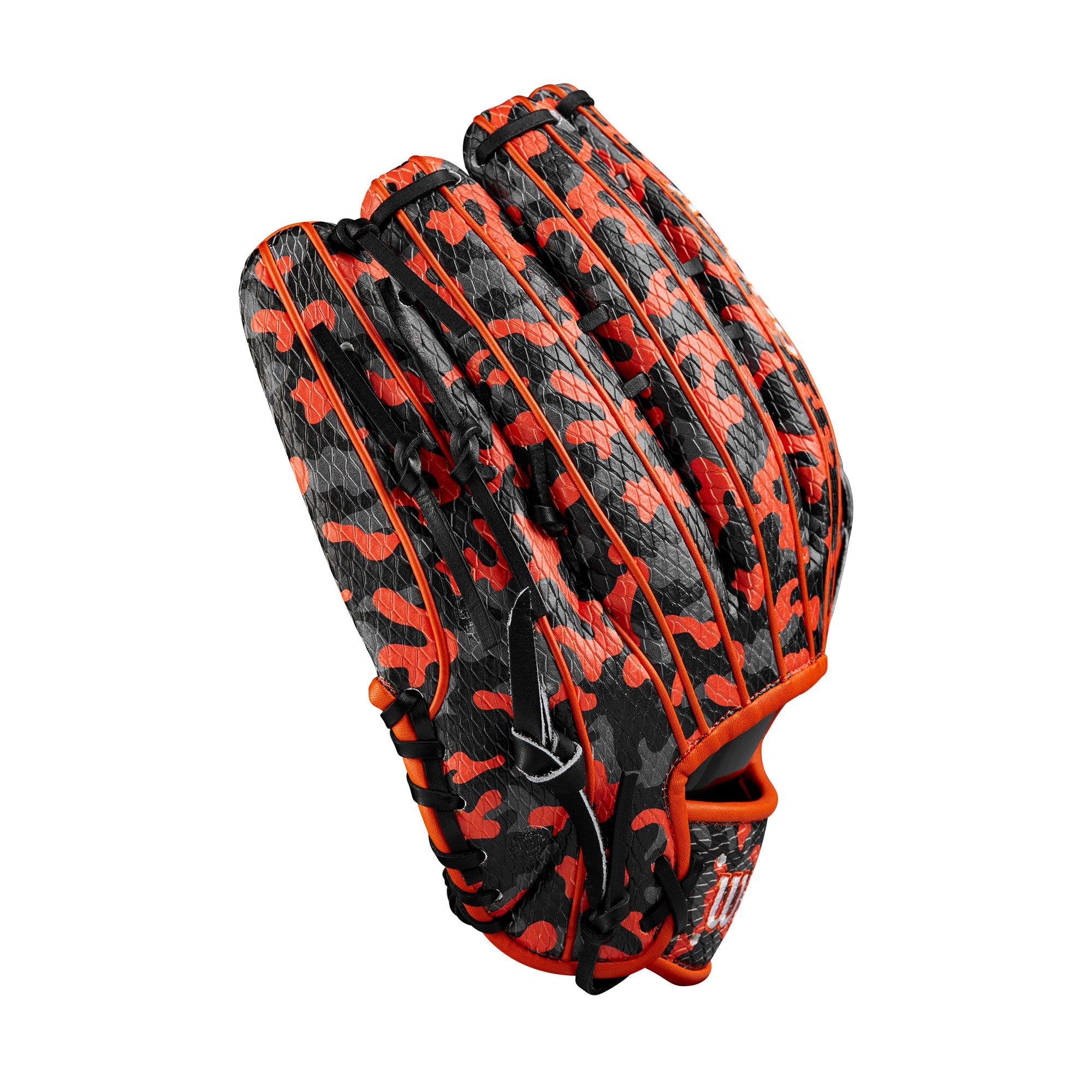 Finger of A2000 1777 glove, showcasing fingers with Spin Control Technology™ in Pro Stock® leather for improved grip