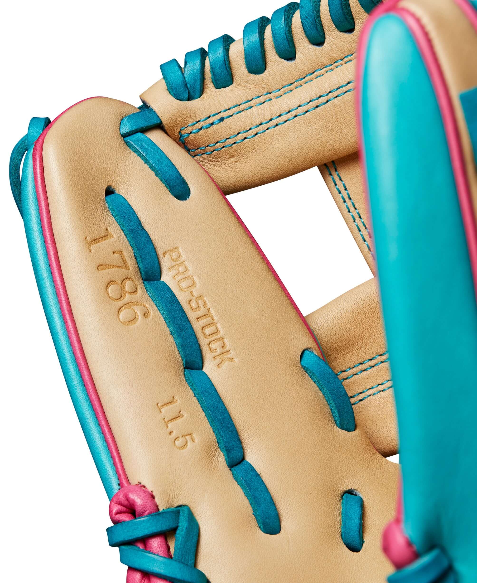 Wilson A2000 1786 glove interior showcasing teal and blonde leather, size 11.5, Pro Stock design.