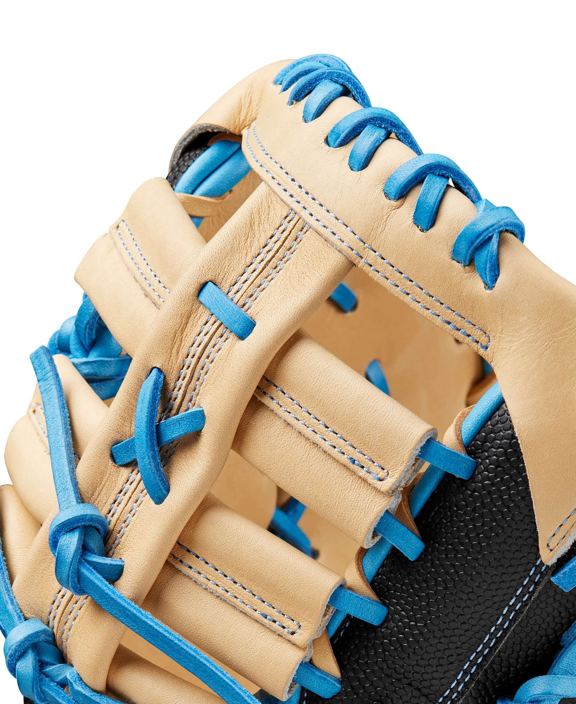 Close-up of Wilson Fall 2024 A2000 1679SS Baseball First Base Mitt in black and sky blue with Single Post Web and Blonde Pro Stock leather.