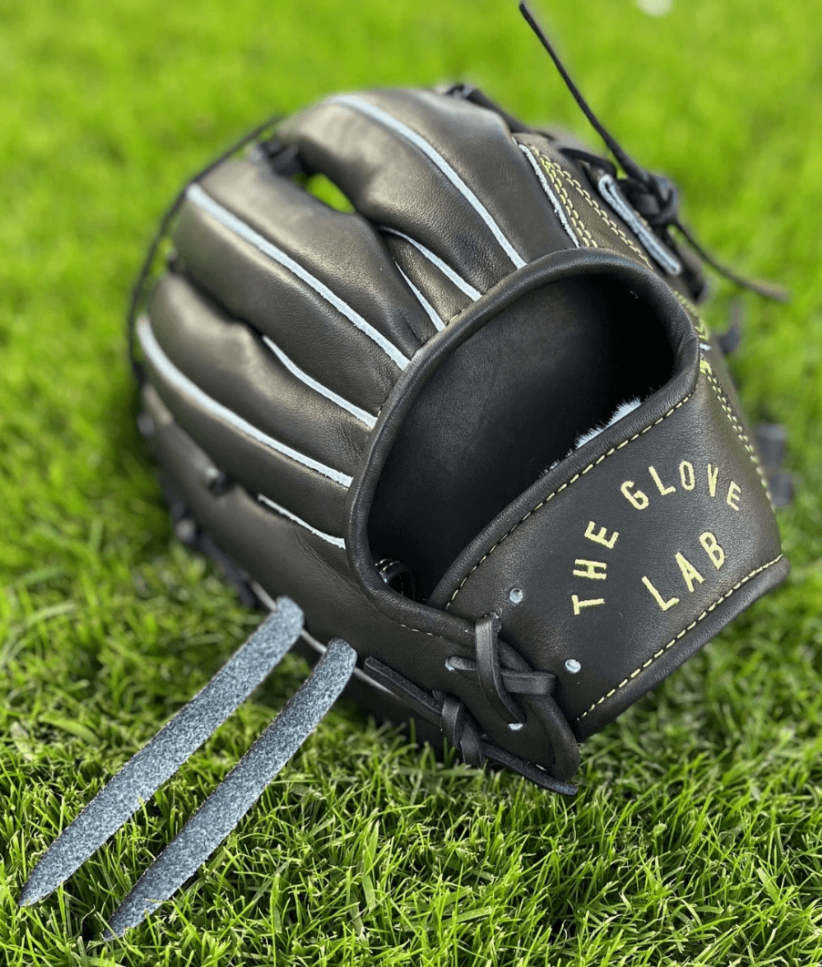 11.5-inch infielder's glove made from Japanese tanned US Steerhide